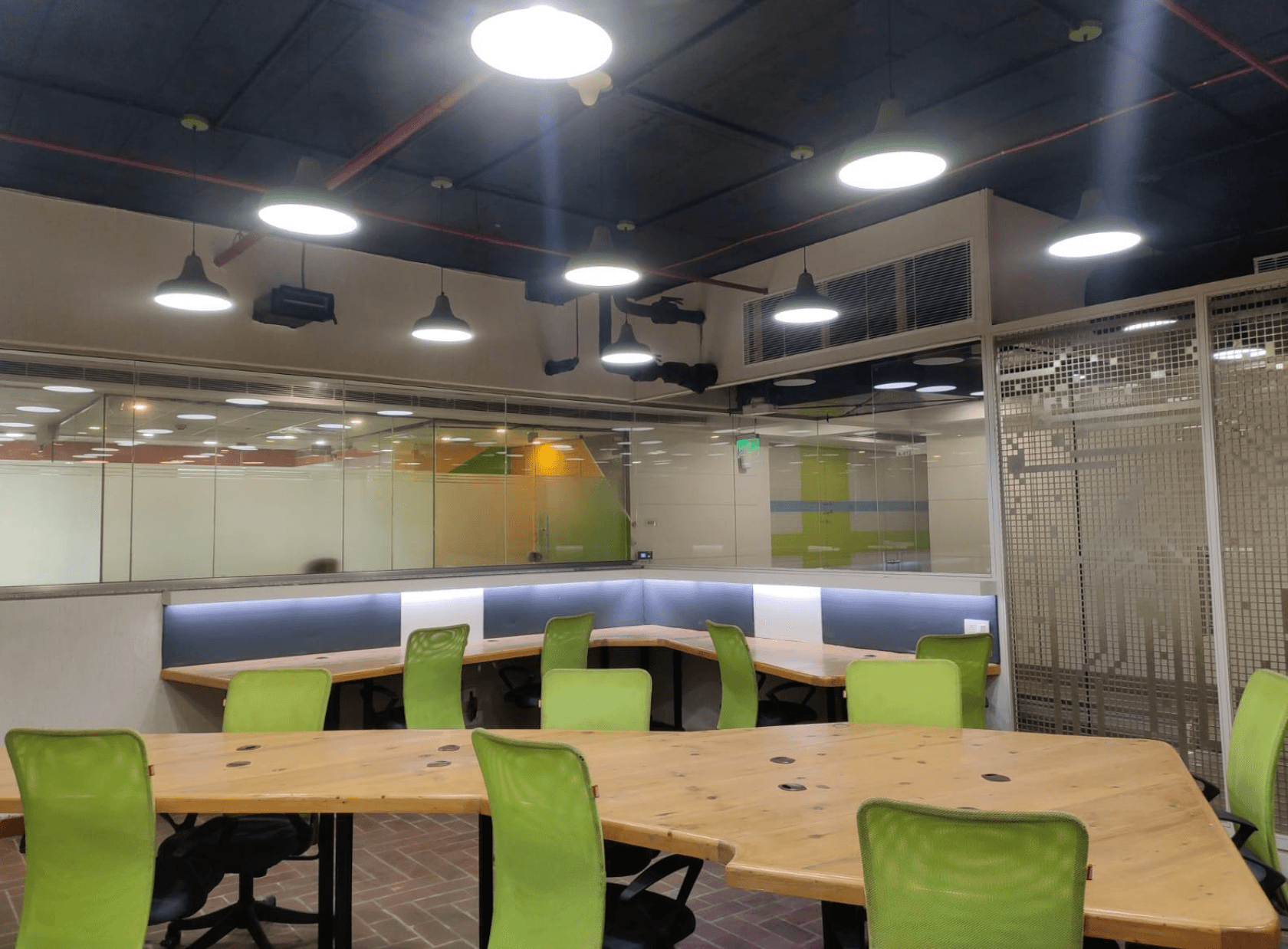 1,400 sq ft Fully Furnished Office · Bestech Business Towers