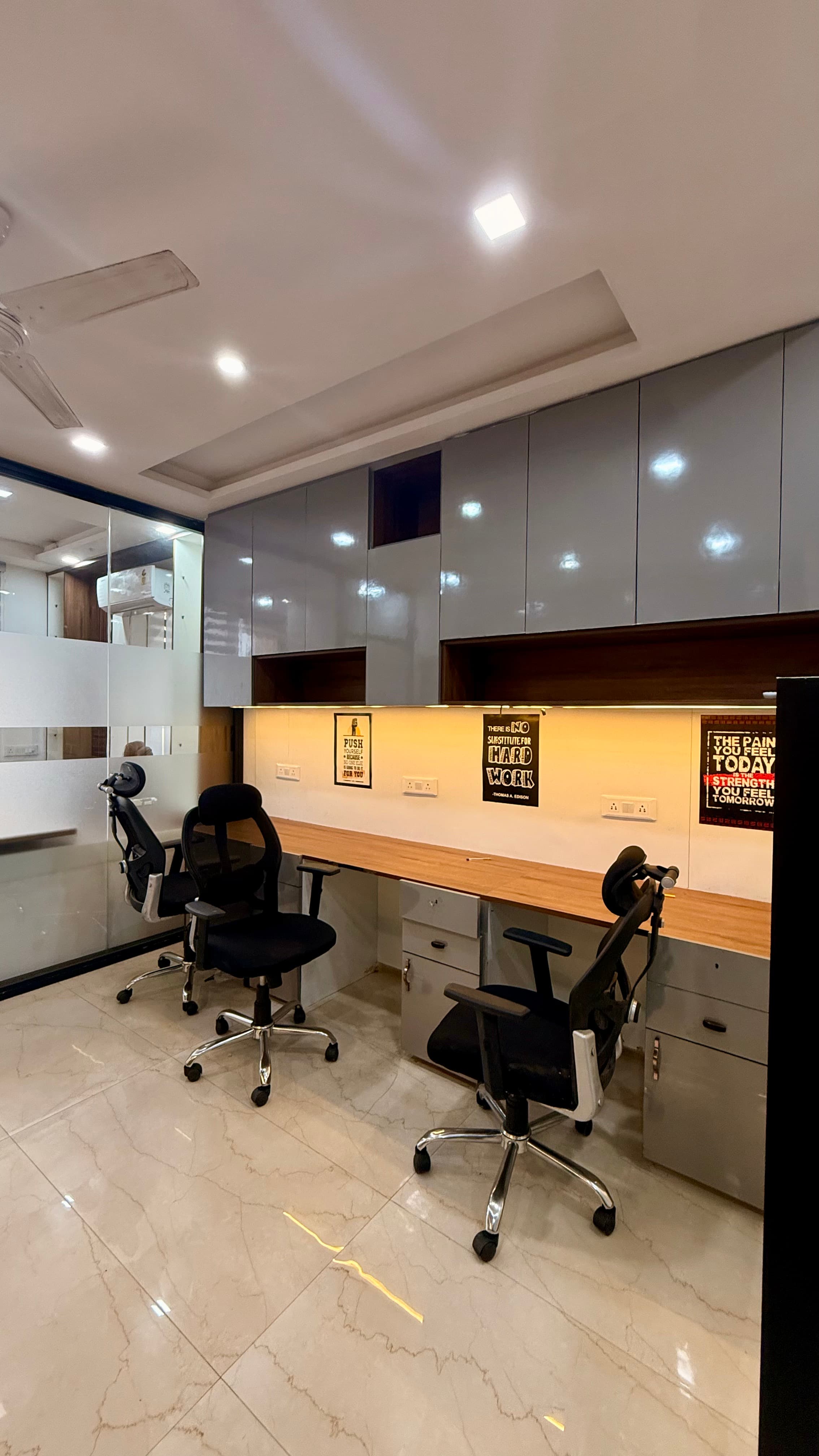 659 SFT Fully Furnished Office for Lease — photo 3